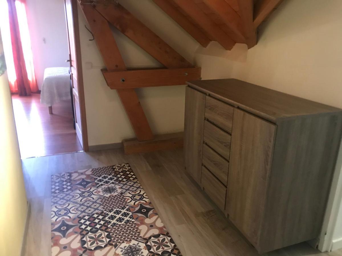Les Gites De La Maison Bleue D'Estialescq エクステリア 写真